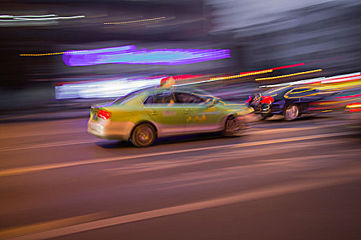 成都夜景,机动车,出租车