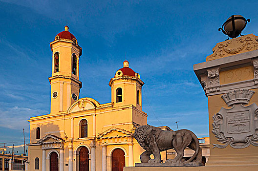 大教堂,公园,西恩富戈斯,古巴,西印度群岛,加勒比