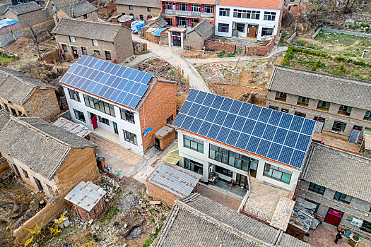 农村屋顶太阳能光伏发电