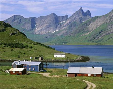 挪威,诺尔兰郡,罗弗敦群岛,群岛,岛屿,红色,蓝色,木屋,山峦,背景