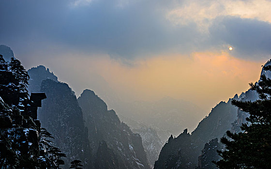 黄山风光日出日落云海