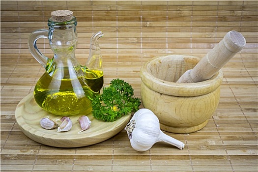 静物,橄榄油,蔬菜,木桌