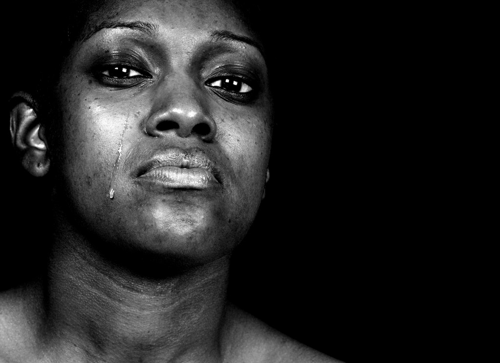 黑人哭泣视频素材图片