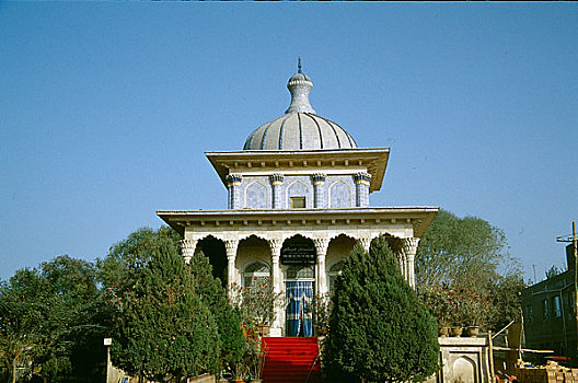 新疆阿曼尼沙汗雕像