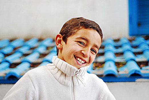 libya,tripoli,portrait,of,young,smiling,boy