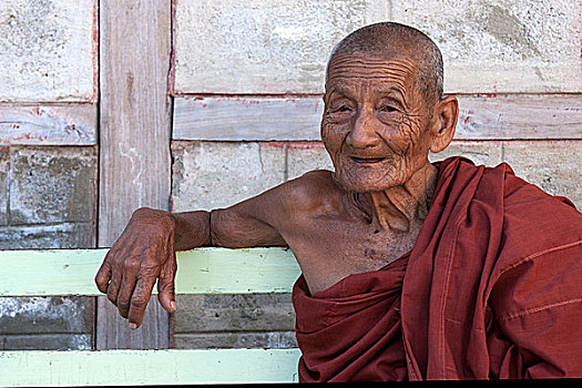 老,僧侣,寺院,靠近,茵莱湖,掸邦,缅甸,亚洲