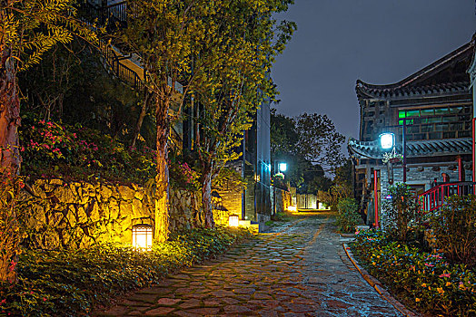 宁静的甘坑客家小镇夜景