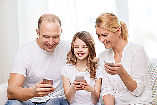 家庭,孩子,科技,家,概念,微笑,父母,小女孩,在家