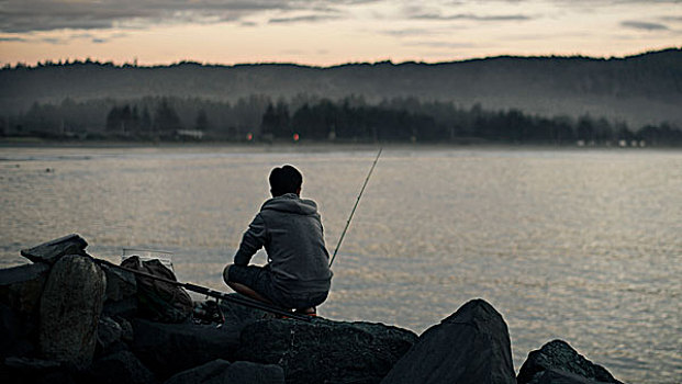 男人,湖岸,钓鱼,黎明