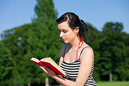 女人,读,书本,阳光,坐,草地,夏天