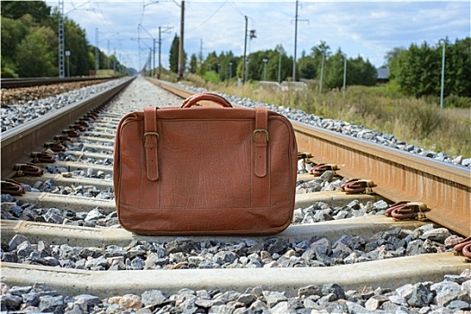 旧式,褐色,手提箱,铁路
