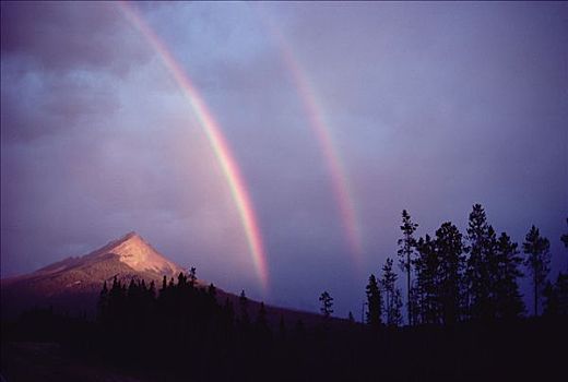一对,彩虹,班芙,区域,落基山脉,艾伯塔省,加拿大