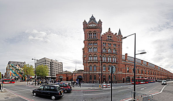 具有现代气息的英国伦敦国王十字火车站