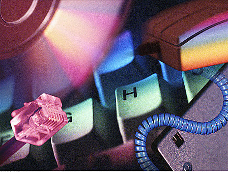 电脑键盘,鼠标,电话线,cd