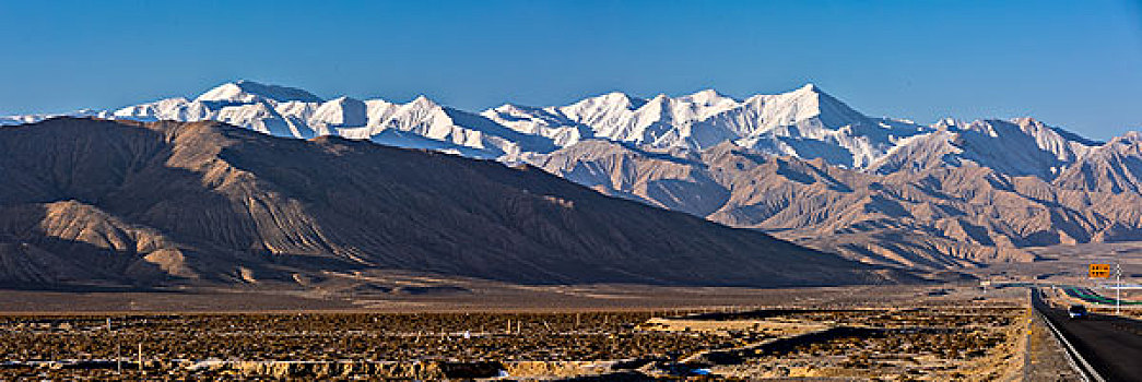 昆仑山玉珠峰美景