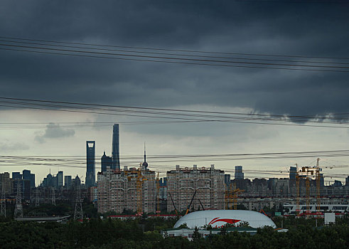 暴风雨来临