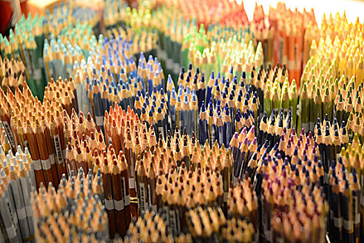 方所文化,各种颜色笔,广东广州天河区太古汇商场