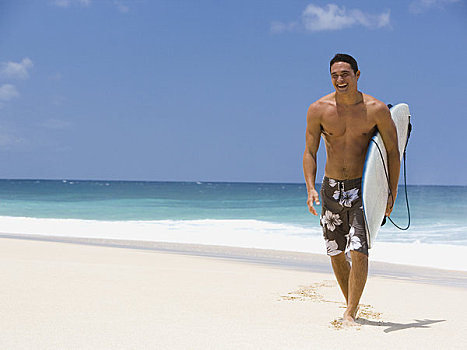 男人,冲浪板,海滩,微笑