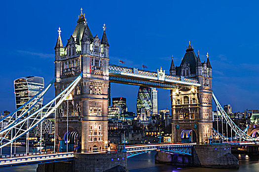 英格兰,伦敦,塔桥,城市天际线