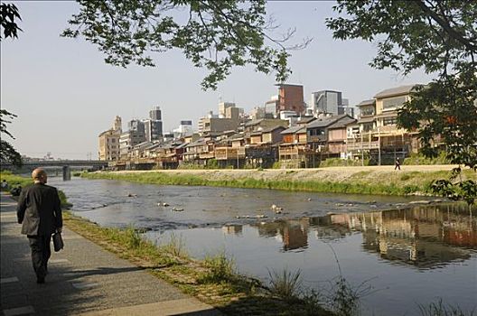传统,日本人,房子,挨着,河,正面,高层建筑,公寓楼,城市,中心,京都,日本,亚洲