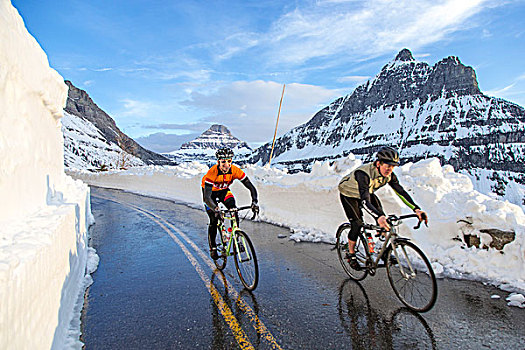 道路,骑自行车,太阳,冰川国家公园,蒙大拿,美国