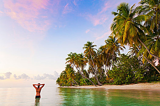 特立尼达和多巴哥,多巴哥岛,岛屿,女人,放松,黄昏