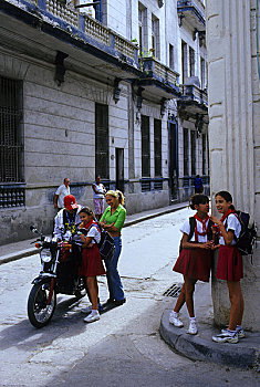 古巴,老哈瓦那,街景,学童