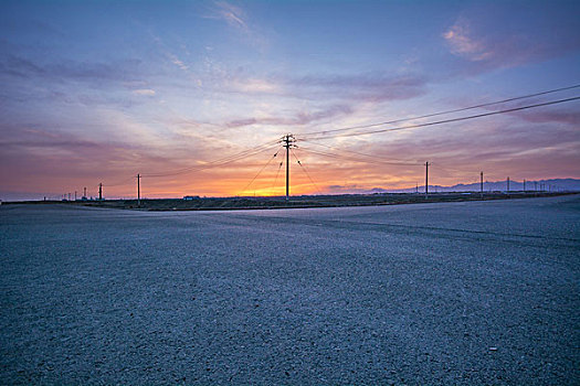 夕阳路面特写