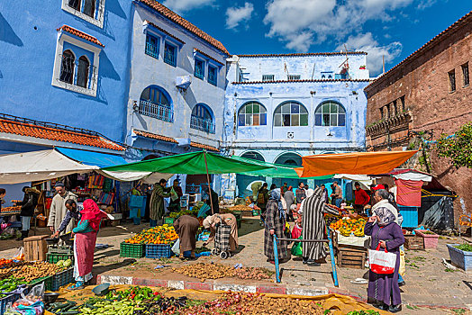 本地人,买,蔬菜,市场,正面,蓝色,房子,舍夫沙万,沙温,英国,摩洛哥