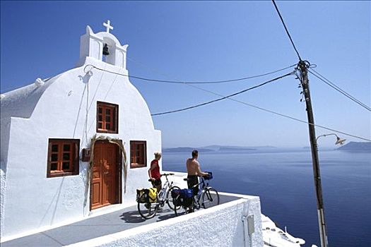 两个,骑车,休息,正面,白色,教堂,锡拉岛,基克拉迪群岛,希腊