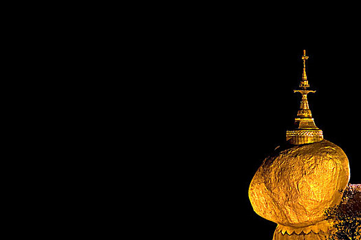 缅甸,金岩石佛塔,大金石,漂石,发光,夜晚,平衡,边缘,攀升