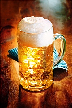 啤酒玻璃杯,泡沫,工艺,啤酒