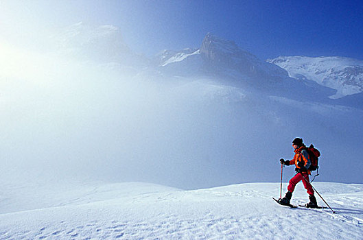 男性,远足者,雪中,欧洲阿尔卑斯山,法国