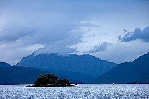 剪影,周围山区,湖,苏格兰