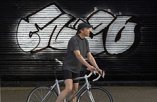 骑自行车,涂鸦,街道,侧面
