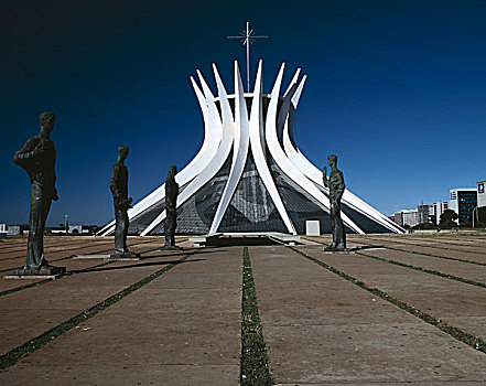 巴西利亚大教堂,巴西利亚