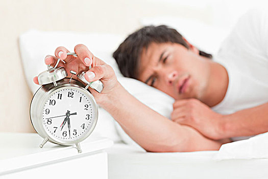 男人,一半,醒,闹钟,上方