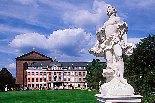 雕塑,正面,教堂,宫殿,公园,莱茵兰普法尔茨州,德国,欧洲