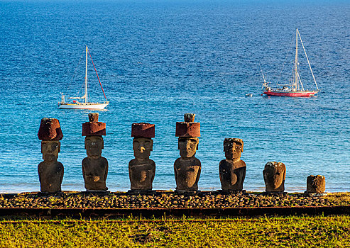 复活节岛石像,阿纳凯海滩,拉帕努伊国家公园,复活节岛,智利,南美