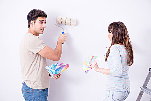 年轻家庭,修葺,在家,上油漆,墙壁