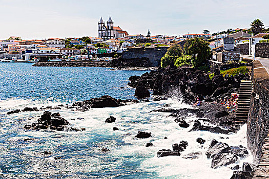 海浪,碰撞,岩石,火山岩,海岸,正面,城市风光,教堂,岛屿,亚速尔群岛,葡萄牙