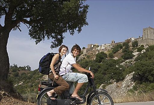 伴侣,骑,自行车,西班牙