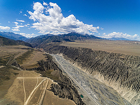 航拍峡谷,独山子大峡谷,地貌奇观