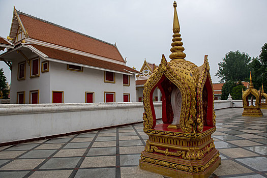 白马寺国际佛殿