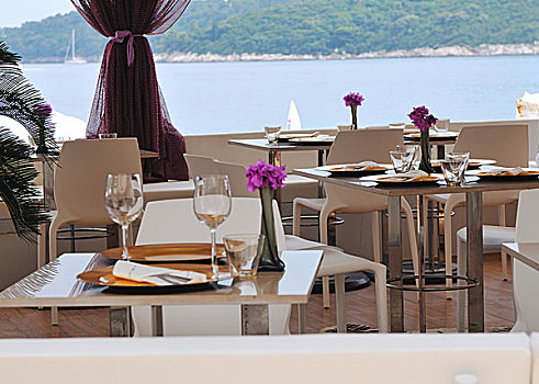现代,餐厅桌子,户外,海上