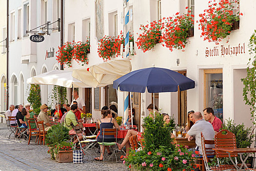 街头咖啡馆,施特劳宾,下巴伐利亚,巴伐利亚,德国,欧洲