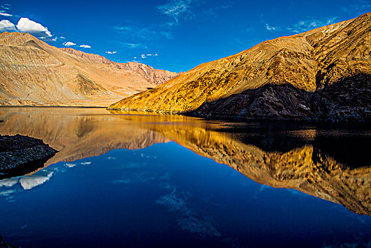 新疆,山,湖泊,倒影,傍晚,光线