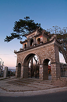 传统中式拱门