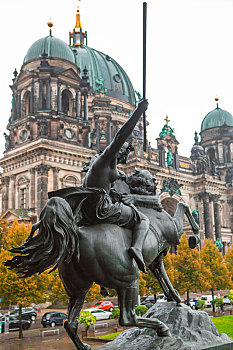 德国,柏林,博物馆岛,博物馆,雕像