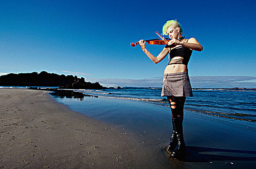 女青年,演奏,小提琴,海滩